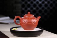 《如意祥龍》宜興純高級(jí)工藝美術(shù)師全手工紅皮龍紫砂壺宮燈茶具